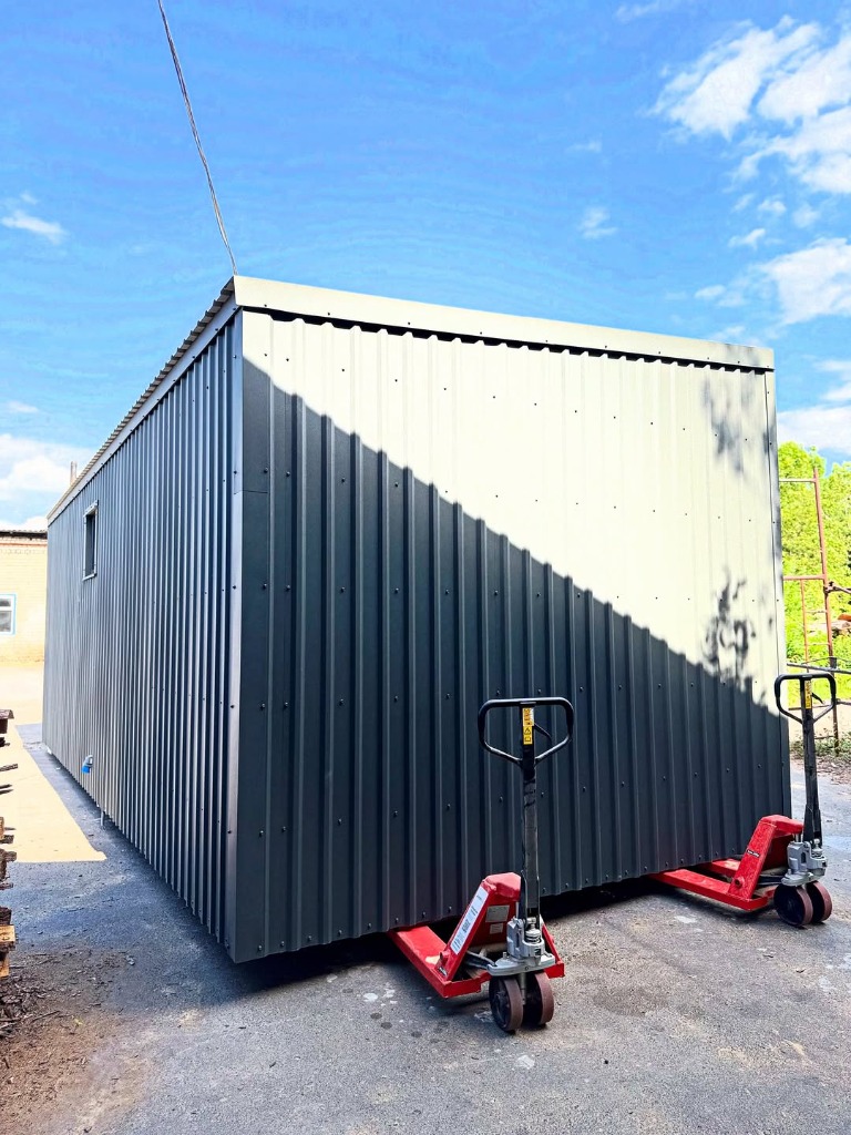 20FT Blue Shipping Container Cabin - Exterior